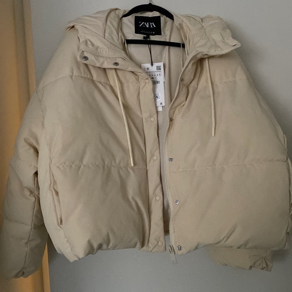 COPY - NWT Zara Puffer